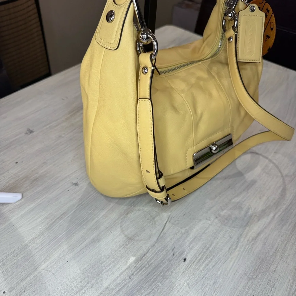 Coach Kristin Hobo Light Yellow Leather Shoulder/Crossbody Bag